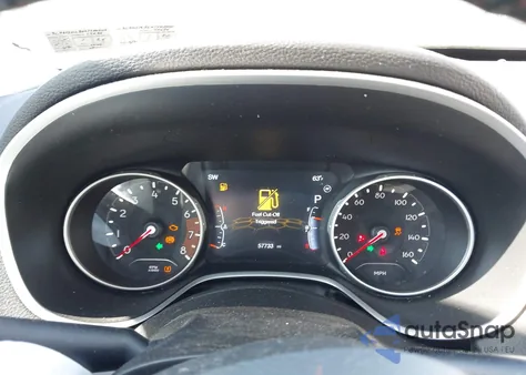 2019 Jeep Compass Limited 4X4 from USA, damaged, VIN 3C4NJDCB6KT740505